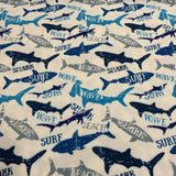 Swim Requin teinte de bleu fond blanc